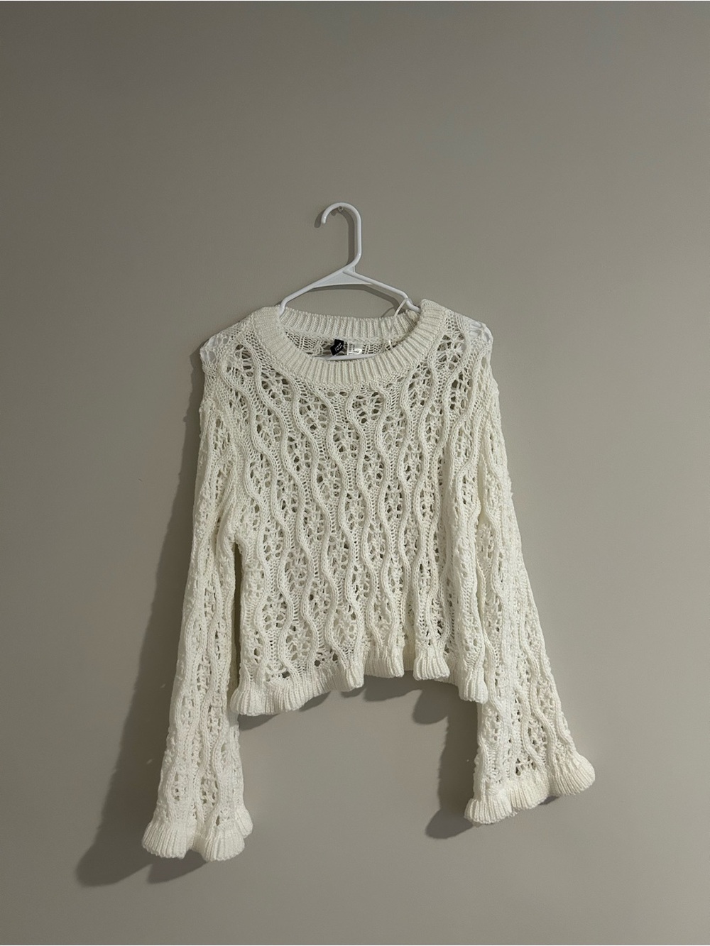 H&M Ivory Open-Stitch Cable Knit Crewneck Sweater